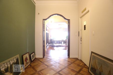 Hall de Entrada de apartamento à venda com 3 quartos, 350m² em Bela Vista, São Paulo