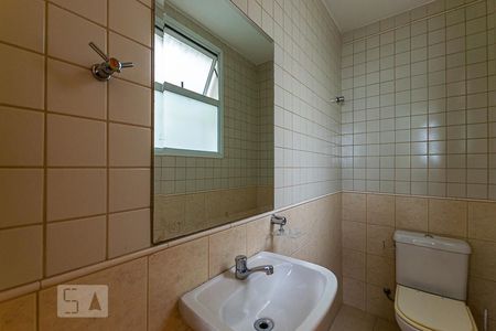 Lavabo de apartamento para alugar com 2 quartos, 128m² em São Francisco, Niterói