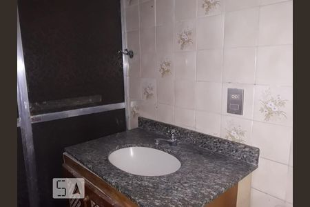 Banheiro de apartamento à venda com 2 quartos, 46m² em Fonseca, Niterói