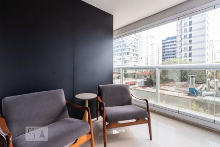 Varanda de apartamento à venda com 1 quarto, 60m² em Vila Nova Conceição, São Paulo