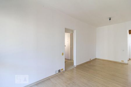 Sala de apartamento para alugar com 2 quartos, 55m² em Vila Uberabinha, São Paulo