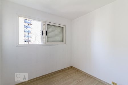 Segundo dormitório de apartamento para alugar com 2 quartos, 55m² em Vila Uberabinha, São Paulo