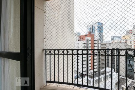 Varanda de apartamento à venda com 2 quartos, 68m² em Vila Olímpia, São Paulo