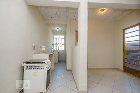 Sala  - Cozinha de casa para alugar com 1 quarto, 30m² em Havaí, Belo Horizonte