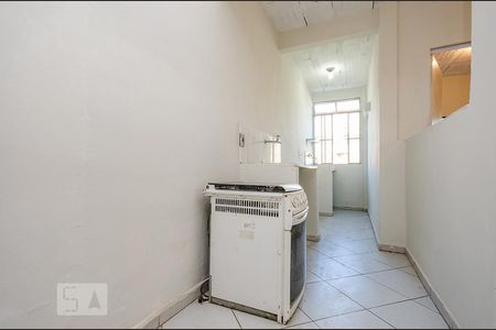 Sala  - Cozinha de casa para alugar com 1 quarto, 30m² em Havaí, Belo Horizonte