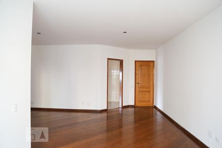 Sala de apartamento para alugar com 3 quartos, 144m² em Chácara Inglesa, São Paulo