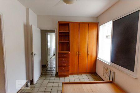 Suíte de apartamento para alugar com 3 quartos, 76m² em Ipanema, Rio de Janeiro