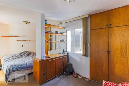 Suíte de apartamento à venda com 1 quarto, 70m² em Vila Sofia, São Paulo