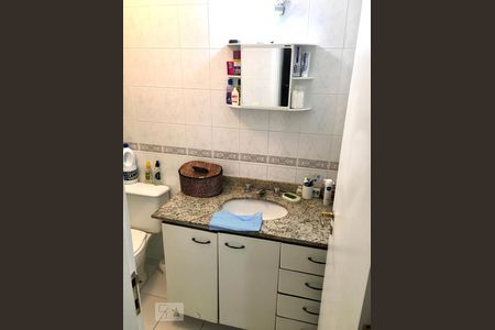 Banheiro de apartamento para alugar com 1 quarto, 43m² em Ipiranga, São Paulo