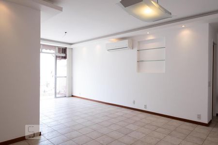 Sala de apartamento para alugar com 2 quartos, 93m² em Tijuca, Rio de Janeiro