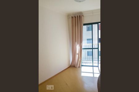 Sala de apartamento à venda com 2 quartos, 70m² em Alphaville Industrial, Barueri