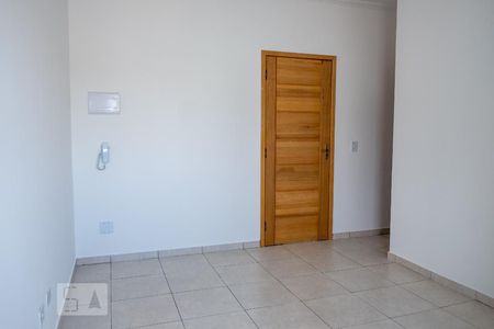 Sala de apartamento para alugar com 1 quarto, 31m² em Vila Guilhermina, São Paulo