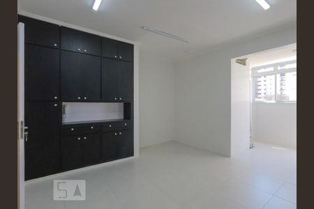 Apartamento para alugar com 3 quartos, 130m² em Vila Mariana, São Paulo