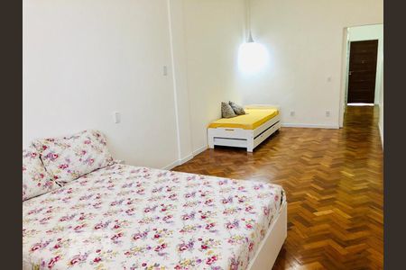 Sala/Quarto de apartamento para alugar com 1 quarto, 37m² em Copacabana, Rio de Janeiro