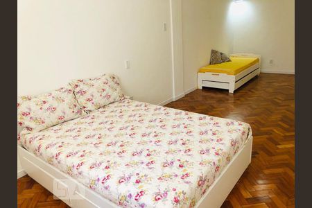 Sala/Quarto de apartamento para alugar com 1 quarto, 37m² em Copacabana, Rio de Janeiro