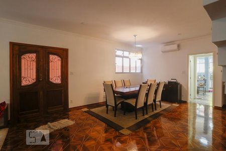 Sala de Jantar de casa à venda com 3 quartos, 250m² em Cambuci, São Paulo