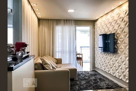 Sala de apartamento para alugar com 2 quartos, 68m² em Jardim Flor da Montanha, Guarulhos
