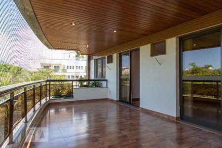 Varanda de apartamento para alugar com 3 quartos, 126m² em Recreio dos Bandeirantes, Rio de Janeiro