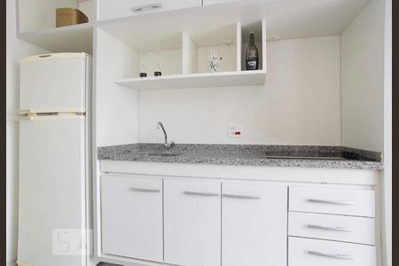 Cozinha de kitnet/studio para alugar com 1 quarto, 31m² em Jardim Novo Santo Amaro, São Paulo