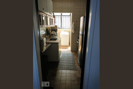 Cozinha de apartamento à venda com 3 quartos, 60m² em Havaí, Belo Horizonte