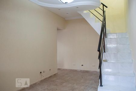 Casa à venda com 100m², 2 quartos e 2 vagasSALA