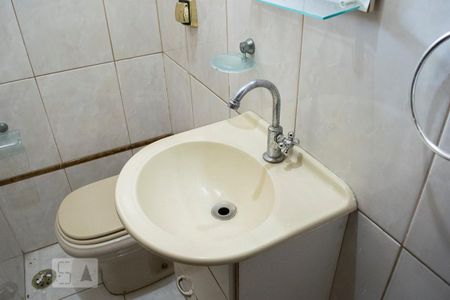 LAVABO de casa à venda com 2 quartos, 100m² em Vila Santa Maria, São Paulo