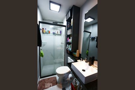 Banheiro de apartamento à venda com 2 quartos, 47m² em Vila Andrade, São Paulo