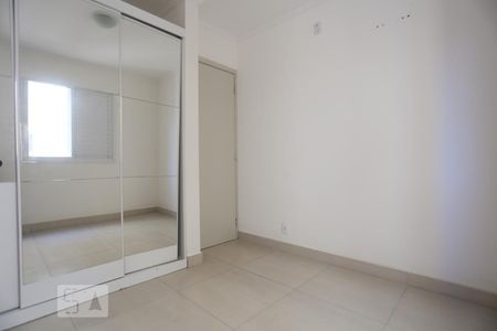 Quarto 1 de apartamento para alugar com 2 quartos, 45m² em São Pedro, Osasco