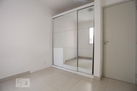 Quarto 1 de apartamento para alugar com 2 quartos, 45m² em São Pedro, Osasco