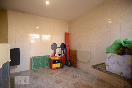 Quarto de casa à venda com 2 quartos, 200m² em Vila Ribeiro de Barros, São Paulo