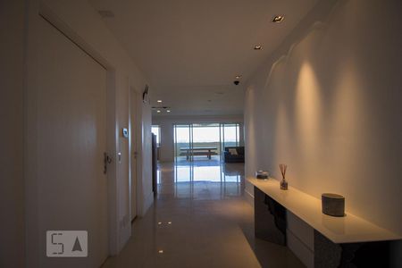 Sala de apartamento à venda com 4 quartos, 555m² em Barra da Tijuca, Rio de Janeiro