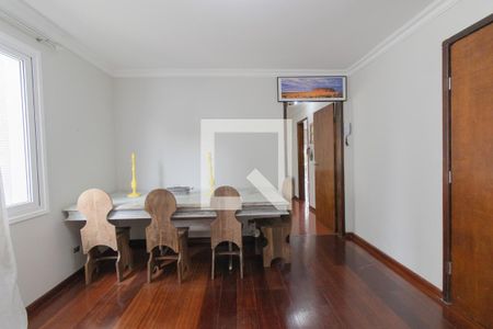 Sala de apartamento para alugar com 2 quartos, 90m² em Água Verde, Curitiba