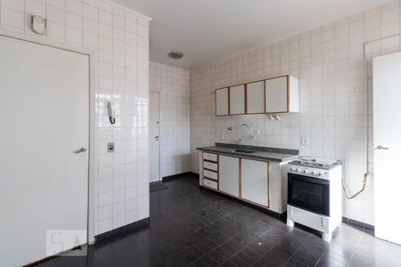 Apartamento à venda com 110m², 3 quartos e 1 vaga Apartamento à venda com 110m², 3 quartos e 1 vagaCozinha