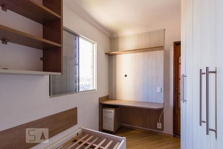 Quarto 1 de apartamento para alugar com 2 quartos, 49m² em Vila Tolstoi, São Paulo