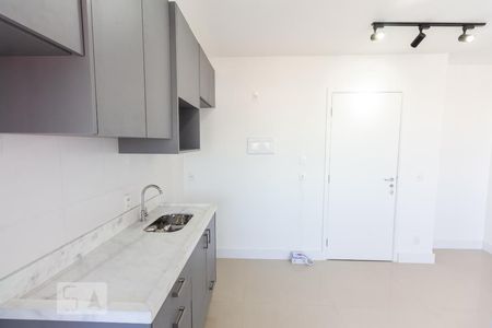 Cozinha de apartamento à venda com 1 quarto, 31m² em Barra Funda, São Paulo