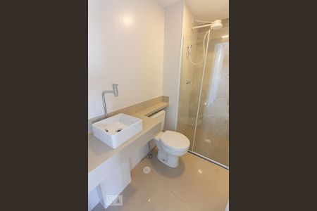 Banheiro de apartamento à venda com 1 quarto, 31m² em Barra Funda, São Paulo