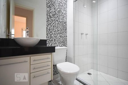 Banheiro de apartamento para alugar com 2 quartos, 51m² em Vila Andrade, São Paulo