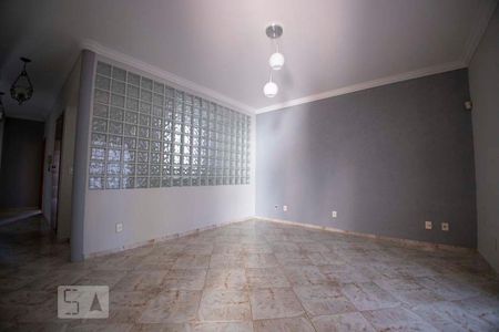 sala de casa para alugar com 3 quartos, 220m² em Parque Jambeiro, Campinas