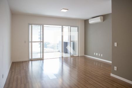 Sala de apartamento à venda com 3 quartos, 103m² em Água Branca, São Paulo