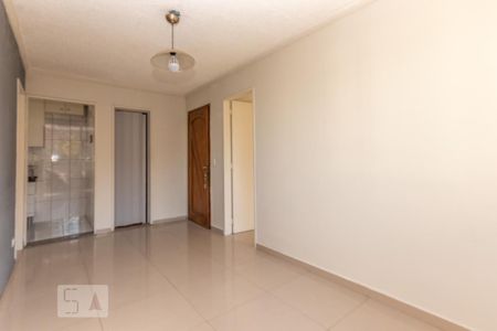 Sala de apartamento à venda com 3 quartos, 55m² em Vila Sílvia, São Paulo