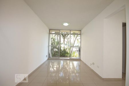 Sala de apartamento para alugar com 2 quartos, 67m² em Jardim São Savério, São Paulo