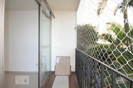 Varanda de apartamento para alugar com 2 quartos, 67m² em Jardim São Savério, São Paulo