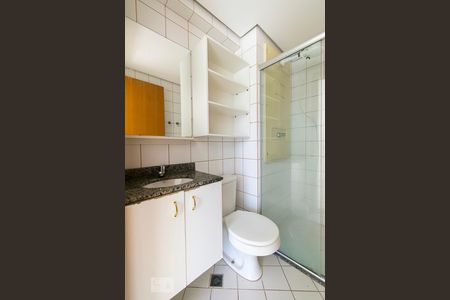 Banheiro de apartamento para alugar com 1 quarto, 34m² em Norte (águas Claras), Brasília