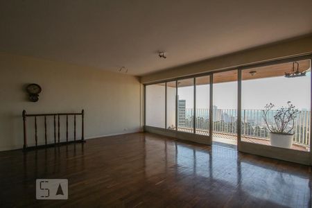 Apartamento à venda com 210m², 3 quartos e 2 vagasSala