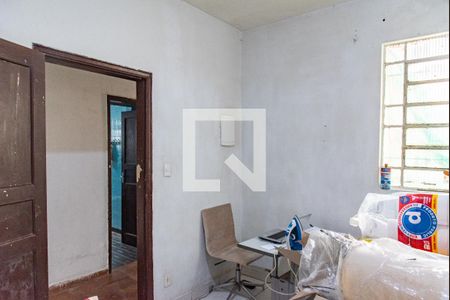 Quarto 2 de casa à venda com 5 quartos, 300m² em Vila Monumento, São Paulo