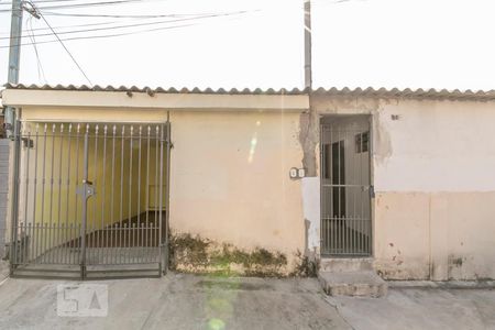 Fachada de casa à venda com 1 quarto, 40m² em Vila Carolina, São Paulo