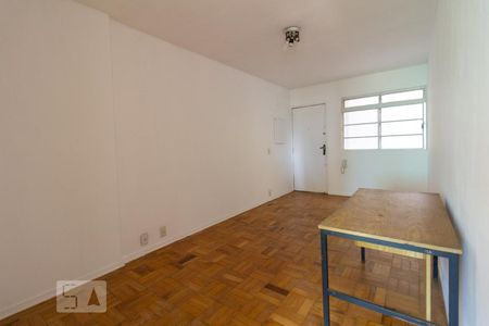 Sala de apartamento para alugar com 2 quartos, 76m² em Butantã, São Paulo