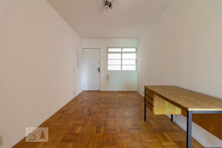 Sala de apartamento para alugar com 2 quartos, 76m² em Butantã, São Paulo