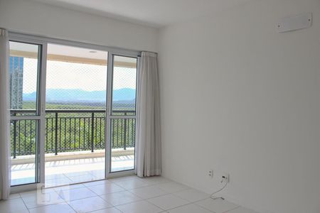 Sala de apartamento para alugar com 2 quartos, 80m² em Barra da Tijuca, Rio de Janeiro