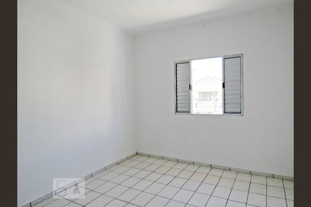 Quarto 2 de casa para alugar com 2 quartos, 100m² em Vila Constança, São Paulo